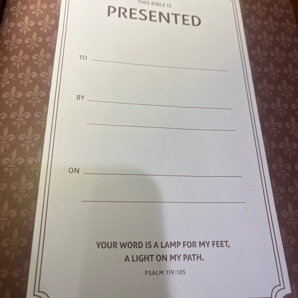 NIV 1984 Study Bible in Reddish Brown Bonded Leather - thumb tabs - Thin line - Picture 3 of 7